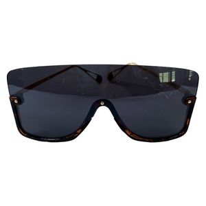 Fashion Sunglasses with Brown Tortoise Frame